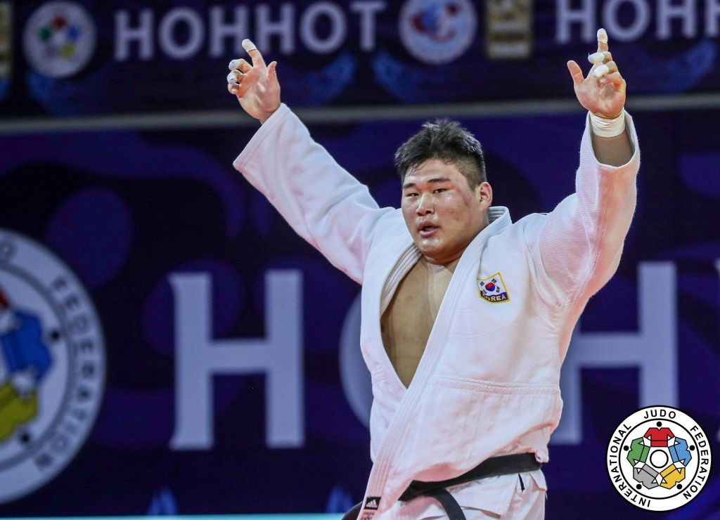 キム・ミンジョン KIM Minjong