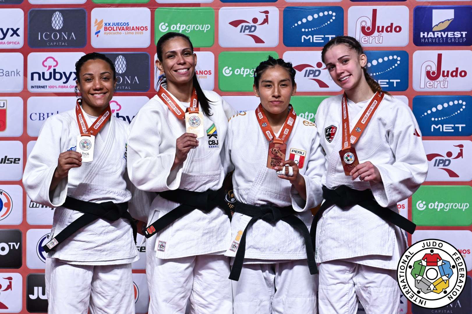 -52kg Medalists. From left, CONCEICAO, Gabriela, PEREIRA, Jessica, GAMARRA, Brillith, MARQUES, Alicia.