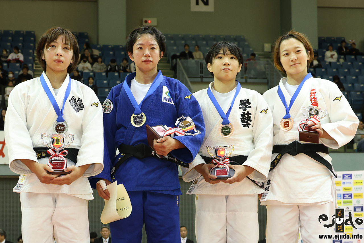 -52kg Medalists. From left, FUKUNAGA, Hako, TSUBONE, Nanako, OCHIAI, Sachi, FUJISHIRO, Kokoro.