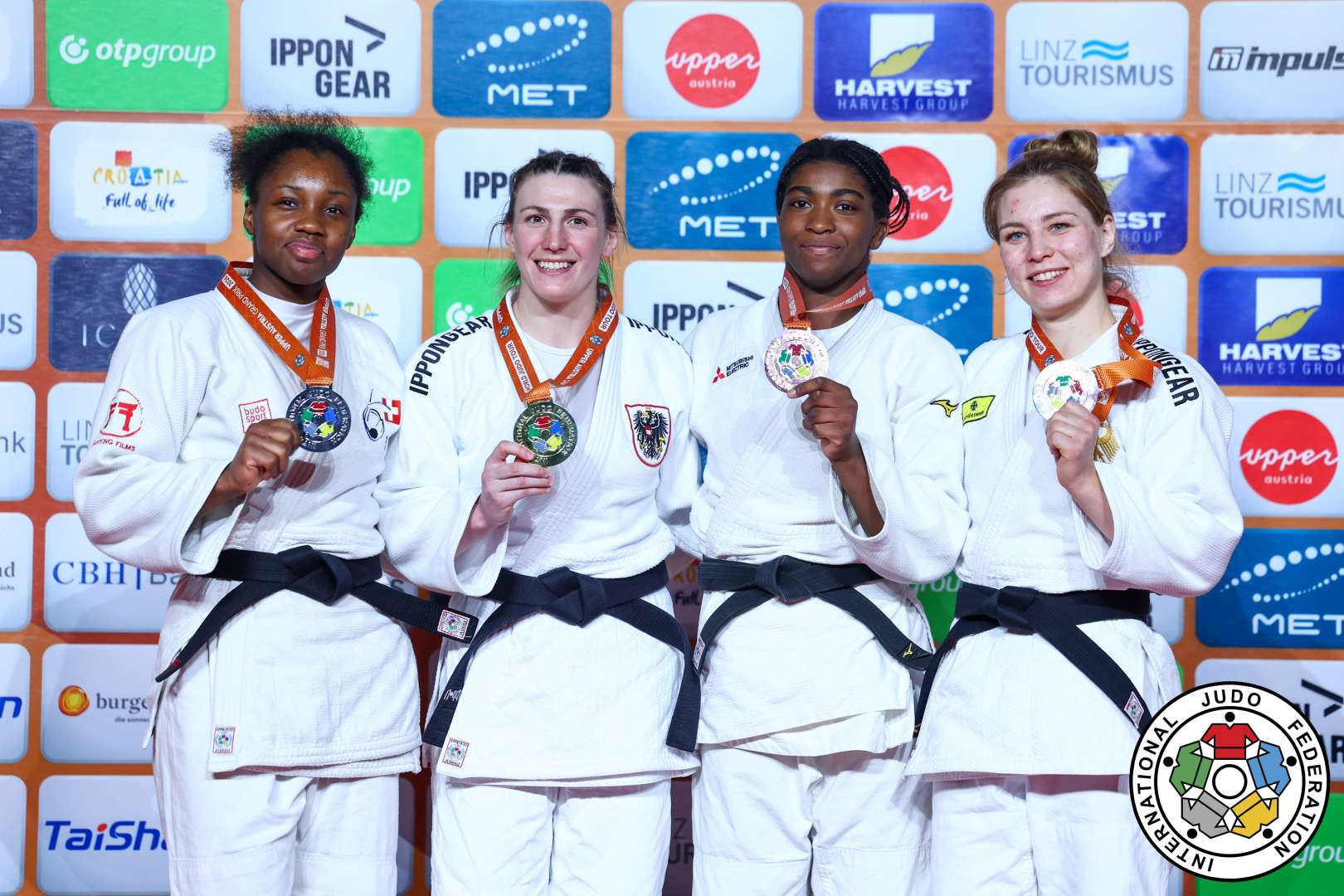 -70kg Medalists. From left, FOHOUO, April Lynn, POLLERES, Michaela, PINA, Tais, POHL, Dena.