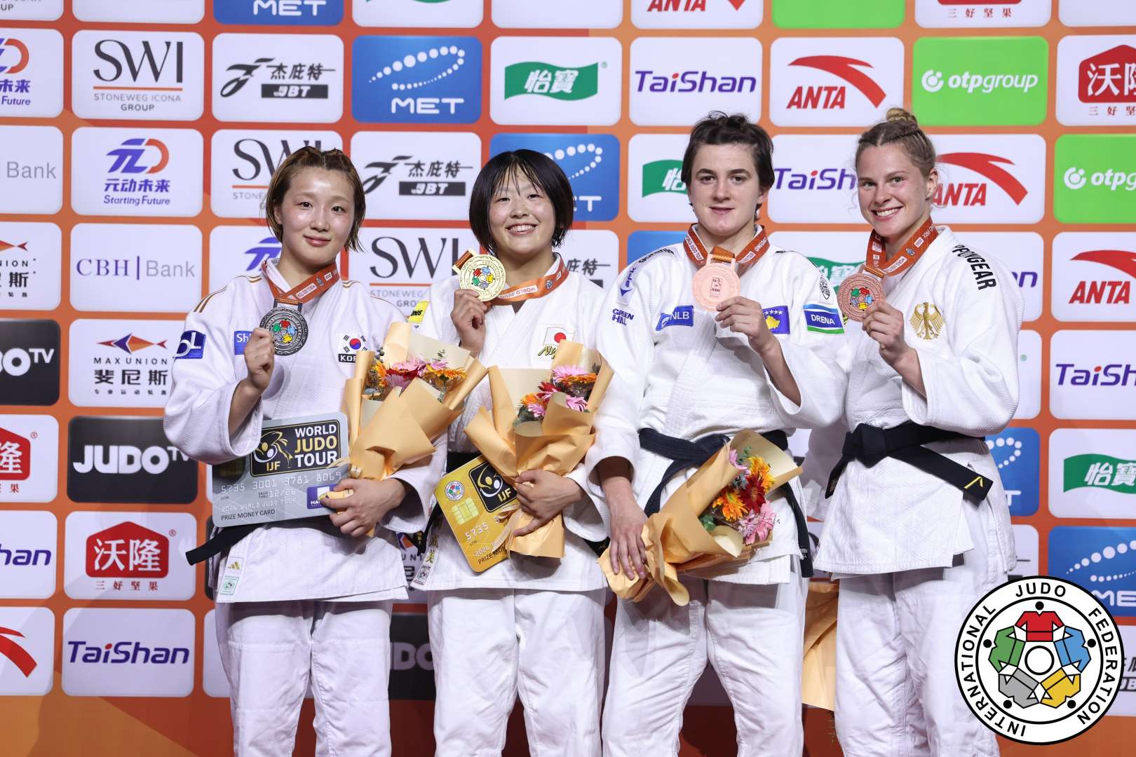 -63kg Medalists. From left, KIM, Jisu, TANIOKA, Narumi, FAZLIU, Laura, STOLZE, Friederike.
