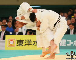 二回戦。GS延長5分半を超え、尾原琢仁が左払腰。直後春山友紀に3つ目の「指導」