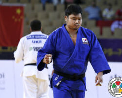 <strong>キム・スンミン<br>
KIM Sungmin</strong><br>
32歳 1987/6/29<br>
WR:9位<br>
組み手:右組み<br>
得意技:右払巻込、浮落<br>
使用技:右払腰、横落、右大外刈、右大外巻込、右小外掛、左払釣込足<br>
<i class="fas fa-external-link-alt"></i> <u>続きを読む</u> キム・スンミン KIM Sungmin