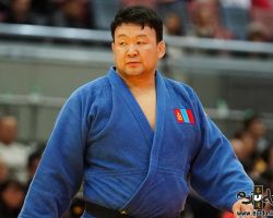 <strong>ナイダン・ツヴシンバヤル<br>
NAIDAN Tuvshinbayar</strong><br>
35歳 1984/6/1<br>
WR:24位<br>
組み手:左組み<br>
得意技:右一本背負投、右小内巻込、横落、肩車<br>
使用技:右背負投、横掛、支釣込足、隅落、浮落<br>
<i class="fas fa-external-link-alt"></i> <u>続きを読む</u> ナイダン・ツヴシンバヤル NAIDAN Tuvshinbayar