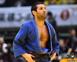 <strong>ロベルト・ムシュヴィドバゼ (RUS)<br>
MSHVIDOBADZE Robert</strong><br>
29歳 1989/8/17<br>
WR:1位<br>
組み手:右組み<br>
得意技:右小内刈、右大外刈、右内股<br>
使用技:右払腰、右一本背負投、右背負投、右釣込腰(腕を抱える形)、左内股(やぐら投げ)、右小外掛、肩車、支釣込足、隅返、隅落<br>
<i class="fas fa-external-link-alt"></i> <u>続きを読む</u> ロベルト・ムシュヴィドバゼ MSHVIDOBADZE Robert