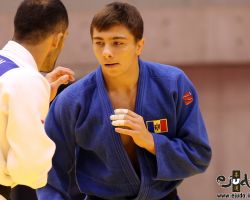 <strong>デニス・ヴィエル (MDA)<br>
VIERU Denis</strong><br>
23歳 1996/3/10<br>
WR:5位<br>
組み手:右組み<br>
得意技:右体落、右大内刈、左出足払<br>
使用技:左内股(やぐら投げ)、左小外刈、左小外掛、左谷落、右出足払、右腰車、浮技、横車、右大外刈、右小外刈<br>
<i class="fas fa-external-link-alt"></i> <u>続きを読む</u> デニス・ヴィエル VIERU Denis (MDA)