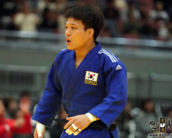 <strong>キム・リマン (KOR)<br>
KIM Limhwan</strong><br>
27歳 1992/5/6<br>
WR:29位<br>
組み手:右組み<br>
得意技:右背負投、左一本背負投<br>
使用技:右大内刈、右小内刈、右小内巻込<br>
<i class="fas fa-external-link-alt"></i> <u>続きを読む</u> キム・リマン KIM Limhwan (KOR)