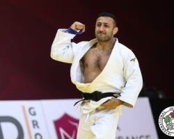 <strong>ニジャット・シハリザダ (AZE)<br>
SHIKHALIZADA Nijat</strong><br>
31歳 1988/1/21<br>
WR:27位<br>
組み手:左組み<br>
得意技:左小外掛、右小外掛、左内股、裏投<br>
使用技:左袖釣込腰、左払腰、左腰車、巴投、左一本背負投、左支釣込足、隅返、肩車<br>
<i class="fas fa-external-link-alt"></i> <u>続きを読む</u> ニジャット・シハリザダ SHIKHALIZADA Nijat (AZE)