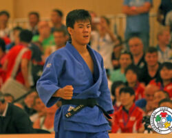 <strong>ディダル・ハムザ<br>
KHAMZA Didar</strong><br>
22歳 1997/2/15<br>
WR:22位 組み手:右組み<br>
得意技:肩車、隅落、浮落<br>
使用技:谷落、横車、抱分、裏投、内股透、右内股、左浮腰、左釣込腰<br>
<i class="fas fa-external-link-alt"></i> <u>続きを読む</u> ディダル・ハムザ KHAMZA Didar