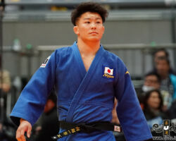 <strong>向翔一郎<br>
MUKAI Shoichiro</strong><br>
23歳 1996/2/10<br>
WR:17位<br>
組み手:左組み<br>
得意技:左背負投、帯取返<br>
使用技:左一本背負投、左内巻込、左内股、左大外刈、左出足払、肩車、左外巻込<br>
<i class="fas fa-external-link-alt"></i> <u>続きを読む</u> 向翔一郎 MUKAI Shoichiro