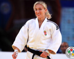 <strong>エヴァ・チェルノヴィツキ(HUN)<br>
CSERNOVICZKI Eva</strong><br>
32歳 1986/10/16<br>
WR:16位<br>
組み手:右組み<br>
得意技:右袖釣込腰、右小内巻込<br>
使用技:右足車、右払腰<br>
<i class="fas fa-external-link-alt"></i> <u>続きを読む</u> エヴァ・チェルノヴィツキ CSERNOVICZKI Eva