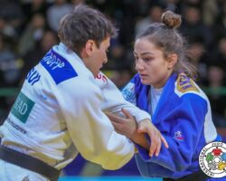 <strong>マイリンダ・ケルメンディ (KOS)<br>
KELMENDI Majlinda</strong><br>
28歳 1991/5/9<br>
WR:7位<br>
組み手:左組み<br>
得意技:左内股、左釣込腰、左釣腰<br>
使用技:左払腰、左大腰、左腰車、左大外刈、隅落、浮落<br>
<i class="fas fa-external-link-alt"></i> <u>続きを読む</u> マイリンダ・ケルメンディ KELMENDI Majlinda (KOS)