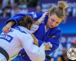 <strong>テレザ・シュトル<br>
STOLL Theresa</strong><br>
23歳 1995/11/21<br>
WR:8位<br>
組み手:右組み<br>
得意技:右大外刈、右大内刈<br>
使用技:右大外巻込、右内股、右体落、右支釣込足、内股透<br>
<i class="fas fa-external-link-alt"></i> <u>続きを読む</u> テレザ・シュトル STOLL Theresa