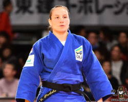 <strong>マリア・ポルテラ<br>
PORTELA Maria</strong><br>
31歳 1988/1/14<br>
WR:6位<br>
組み手:右組み<br>
得意技:裏投、右出足払、右払釣込足<br>
使用技:右背負投、左大内刈、右大内刈、左大腰、左浮腰、右袖釣込腰、左袖釣込腰、隅落、浮落、谷落、抱分<br>
<i class="fas fa-external-link-alt"></i> <u>続きを読む</u> マリア・ポルテラ PORTELA Maria