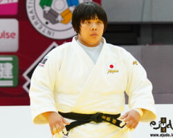 <strong>素根輝<br>
SONE Akira</strong><br>
19歳 2000/7/9<br>
WR:6位<br>
組み手:左組み<br>
得意技:左背負投、左体落、左大内刈<br>
使用技:右袖釣込腰、左小外刈、右大内刈<br>
<i class="fas fa-external-link-alt"></i> <u>続きを読む</u> 素根輝 SONE Akira