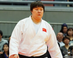 <strong>ワン・ヤン<br>
WANG Yan</strong><br>
25歳 1994/8/28<br>
WR:17位<br>
組み手:左組み<br>
得意技:左大外巻込、左払巻込<br>
使用技:左大外刈、左払腰<br>
<i class="fas fa-external-link-alt"></i> <u>続きを読む</u> ワン・ヤン WANG Yan