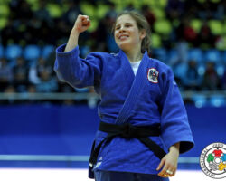 <strong>ベルナデッテ・グラフ<br>
GRAF Bernadette</strong><br>
27歳 1992/6/25<br>
WR:18位<br>
組み手:左組み<br>
得意技:裏投、左大腰、左浮腰<br>
使用技:左小外掛、谷落、移腰<br>
<i class="fas fa-external-link-alt"></i> <u>続きを読む</u> ベルナデッテ・グラフ GRAF Bernadette