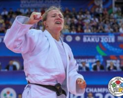 <strong>アレクサンドラ・バビンツェワ<br>
BABINTSEVA Aleksandra</strong><br>
26歳 1993/2/4<br>
WR:17位<br>
組み手:左組み<br>
得意技:左内股<br>
使用技:左大内刈、左小内刈、左大外刈、左小外掛、裏投、隅落<br>
<i class="fas fa-external-link-alt"></i> <u>続きを読む</u> アレクサンドラ・バビンツェワ BABINTSEVA Aleksandra