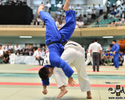 2回戦、筑波大の五将田嶋剛希が東洋大・井口大樹から左大腰「一本」