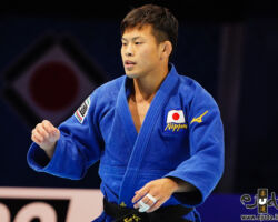 <strong>永山竜樹(了徳寺大職)
NAGAYAMA Ryuju</strong><br>
25歳 1996/4/15<br>
WR:1位<br>
組み手:右組み<br>
得意技:裏投、左一本背負投、右内股、左背負投(スイッチ背負い)<br>
使用技:右背負投、右背負投(韓国背負い)、右大外刈、左袖釣込腰、右小外刈、左小外刈、巴投<br>
<i class="fas fa-external-link-alt"></i> <u>続きを読む</u> 永山竜樹(了徳寺大職) NAGAYAMA Ryuju