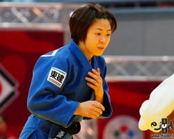 玉置桃(三井住友海上)<br>
TAMAOKI Momo<br>
26歳 1994/9/16<br>
WR:5位<br>
組み手:右組み<br>
得意技:寝技<br>
使用技:右背負投(韓国背負い)、左一本背負投、巴投、引込返、隅返、右大外刈、左袖釣込腰、右大内刈、右小外刈<br>
寝技得意技術:引込返(腕緘返し)<br>
<i class="fas fa-external-link-alt"></i> <u>続きを読む</u> 玉置桃(三井住友海上) TAMAOKI Momo