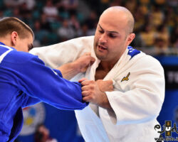 <strong>ウシャンギ・コカウリ(アゼルバイジャン)<br>
KOKAURI Ushangi</strong><br>
29歳 1992/1/10<br>
WR:18位 組み手:右組み<br>
組み手:右組み<br>
得意技:右大内刈、右大外刈、右内股<br>
使用技:右払腰、右大外巻込、右払巻込、右内股巻込、右小外掛、左小外掛、谷落<br>
<i class="fas fa-external-link-alt"></i> <u>続きを読む</u> ウシャンギ・コカウリ(アゼルバイジャン) KOKAURI Ushangi