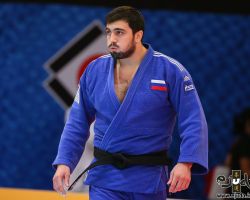 <strong>ニイアズ・イリアソフ(ロシア)<br>
ILIASOV Niiaz</strong><br>
25歳 1995/8/10<br>
WR:7位 組み手:右組み<br>
得意技:右小外掛、右釣込腰<br>
使用技:左小外刈、右大外刈、右背負投、隅落、浮落<br>
<i class="fas fa-external-link-alt"></i> <u>続きを読む</u> ニイアズ・イリアソフ(ロシア) ILIASOV Niiaz
