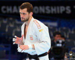 <strong>アレクサンダー・クコリ(セルビア)<br>
KUKOLJ Aleksandar</strong><br>
29歳 1991/9/9<br>
WR:28位 組み手:左組み<br>
得意技:左内股、肩車、谷落、隅落<br>
使用技:左小外刈、左体落、左釣込腰、左小内刈、左大外刈、左支釣込足<br>
<i class="fas fa-external-link-alt"></i> <u>続きを読む</u> アレクサンダー・クコリ(セルビア) KUKOLJ Aleksandar