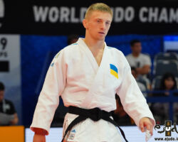 <strong>アルテム・レシュク(ウクライナ)<br>
LESIUK Artem</strong><br>
24歳 1996/11/30<br>
WR:25位 組み手:両組み<br>
得意技:左払巻込、右払巻込、裏投<br>
使用技:左一本背負投、左背負投、左背負投(韓国)、右大内刈、巴投、隅落<br>
<i class="fas fa-external-link-alt"></i> <u>続きを読む</u> アルテム・レシュク(ウクライナ) LESIUK Artem