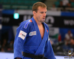 <strong>キリアン・ルブルーシュ(フランス)<br>
LE BLOUCH Kilian</strong><br>
31歳 1989/10/7<br>
WR:22位 組み手:左組み<br>
得意技:左大内刈、寝技<br>
使用技:隅返、右袖釣込腰<br>
寝技得意技術:「加藤返し」<br>
<i class="fas fa-external-link-alt"></i> <u>続きを読む</u> キリアン・ルブルーシュ(フランス) LE BLOUCH Kilian