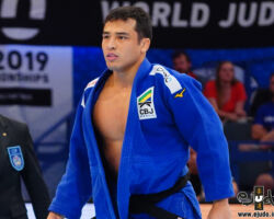 <strong>エドゥアルド・バルボサ(ブラジル)<br>
BARBOSA Eduardo</strong><br>
29歳 1991/11/16<br>
WR:34位 組み手:右組み<br>
得意技:右体落、右背負投<br>
使用技:右釣込腰、右内股、巴投、隅落<br>
<i class="fas fa-external-link-alt"></i> <u>続きを読む</u> エドゥアルド・バルボサ(ブラジル) BARBOSA Eduardo