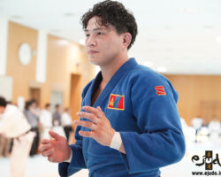 <strong>ツェンドオチル・ツォグトバータル(モンゴル)<br>
TSEND-OCHIR Tsogtbaatar</strong><br>
25歳 1996/3/16<br>
WR:6位 組み手:左組み<br>
得意技:左背負投、左背負投(韓国背負い)、左一本背負投<br>
使用技:左小内刈、左大内刈、左小内巻込、左小外掛、裏投、肩車、左内股(やぐら投げ)<br>
<i class="fas fa-external-link-alt"></i> <u>続きを読む</u> ツェンドオチル・ツォグトバータル(モンゴル) TSEND-OCHIR Tsogtbaatar