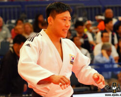 <strong>イ・スンホ(韓国)<br>
LEE Sungho</strong><br>
27歳 1992/7/9<br>
WR:41位 組み手:右組み<br>
得意技:右背負投、右背負投(韓国背負い)、巴投<br>
使用技:左一本背負投、肩車、右小内刈、右小外刈、右小外掛、横車<br>
<i class="fas fa-external-link-alt"></i> <u>続きを読む</u> イ・スンホ(韓国) LEE Sungho