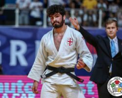 <strong>タト・グリガラシヴィリ(ジョージア)<br>
GRIGALASHVILI Tato</strong><br>
21歳 1999/12/1<br>
WR:3位 組み手:左組み<br>
得意技:左背負投、左小外掛、裏投、寝技<br>
使用技:左袖釣込腰、左大内刈、肩車、左小外刈、左小内刈、左釣込腰、左釣腰、右支釣込足、右払釣込足、左体落、隅落、抱分<br>
寝技得意技術:腕挫十字固<br>
<i class="fas fa-external-link-alt"></i> <u>続きを読む</u> タト・グリガラシヴィリ(ジョージア) GRIGALASHVILI Tato