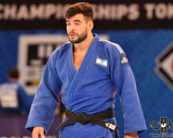 <strong>リ・コツマン(イスラエル)<br>
KOCHMAN Li</strong><br>
26歳 1995/4/18<br>
WR:24位 組み手:右組み<br>
得意技:右大外刈、右大外落、浮落、左浮腰<br>
使用技:左内股(やぐら投げ)、右大内刈、右小外掛、右袖釣込腰<br>
<i class="fas fa-external-link-alt"></i> <u>続きを読む</u> リ・コツマン(イスラエル) KOCHMAN Li