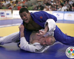 <strong>コルトン・ブラウン(アメリカ)<br>
BROWN Colton</strong><br>
29歳 1991/10/8<br>
WR:28位 組み手:左組み<br>
得意技:左払腰、左支釣込足、左膝車<br>
使用技:隅落、谷落、浮落、左小外刈、左小外掛、左内股、左大腰、左体落、左大外刈<br>
<i class="fas fa-external-link-alt"></i> <u>続きを読む</u> コルトン・ブラウン(アメリカ) BROWN Colton