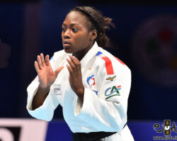 <strong>クラリス・アグベニュー(フランス)<br>
AGBEGNENOU Clarisse</strong><br>
28歳 1992/10/25<br>
WR:1位 組み手:左組み<br>
得意技:左大外刈、左大腰、移腰、裏投、寝技<br>
使用技:左体落、左小外掛、左小内刈、左支釣込足、左一本背負投、左大外車<br>
寝技得意技術:「ネクタイチョーク」<br>
<i class="fas fa-external-link-alt"></i> <u>続きを読む</u> クラリス・アグベニュー(フランス) AGBEGNENOU Clarisse