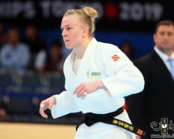 <strong>カタリナ・ヘッカー(オーストラリア)<br>
HAECKER Katharina</strong><br>
28歳 1992/7/31<br>
WR:18位 組み手:右組み<br>
得意技:右大外刈、右大外巻込<br>
使用技:右大外落、右小外刈、右小外掛、右外巻込、隅落、裏投<br>
<i class="fas fa-external-link-alt"></i> <u>続きを読む</u> カタリナ・ヘッカー(オーストラリア) HAECKER Katharina