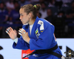 <strong>マリア・ポルテラ(ブラジル)<br>
PORTELA Maria</strong><br>
33歳 1988/1/14<br>
WR:10位 組み手:右組み<br>
得意技:右出足払、右払釣込足、右背負投、裏投<br>
使用技:左大内刈、右大内刈、左大腰、左浮腰、右袖釣込腰、左袖釣込腰、隅落、浮落、谷落、抱分<br>
<i class="fas fa-external-link-alt"></i> <u>続きを読む</u> マリア・ポルテラ(ブラジル) PORTELA Maria