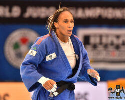 <strong>アッスマ・ニアン(モロッコ)<br>
NIANG Assmaa</strong><br>
38歳 1983/1/4<br>
WR:22位 組み手:右組み<br>
得意技:右小外掛、隅返、浮技<br>
使用技:引込返、右小内刈、右大内刈<br>
<i class="fas fa-external-link-alt"></i> <u>続きを読む</u> アッスマ・ニアン(モロッコ) NIANG Assmaa