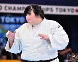 <strong>イリーナ・キンゼルスカ(アゼルバイジャン)<br>
KINDZERSKA Iryna</strong><br>
30歳 1991/6/13<br>
WR:3位 組み手:両組み<br>
得意技:左払巻込、右払巻込<br>
使用技:左大外巻込、右大外巻込、左外巻込、右外巻込、左小外掛<br>
<i class="fas fa-external-link-alt"></i> <u>続きを読む</u> イリーナ・キンゼルスカ(アゼルバイジャン) KINDZERSKA Iryna