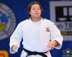 <strong>ハン・ミジン(韓国)<br>
HAN Mijin</strong><br>
25歳 1995/8/2<br>
WR:20位 組み手:左組み<br>
得意技:左内股、左足車<br>
使用技:左大内刈、左小内刈、隅落<br>
<i class="fas fa-external-link-alt"></i> <u>続きを読む</u> ハン・ミジン(韓国) HAN Mijin