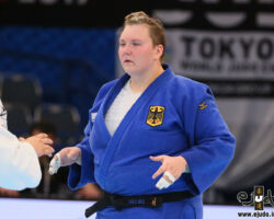 <strong>ヤスミン・グラボフスキ(ドイツ)<br>
GRABOWSKI Jasmin</strong><br>
29歳 1991/11/7<br>
WR:26位 組み手:左組み<br>
得意技:左支釣込足、左膝車<br>
使用技:左払巻込、左大外巻込、左払腰、左大外刈、左小外掛、左内股、左大内刈、左小外刈<br>
<i class="fas fa-external-link-alt"></i> <u>続きを読む</u> ヤスミン・グラボフスキ(ドイツ) GRABOWSKI Jasmin