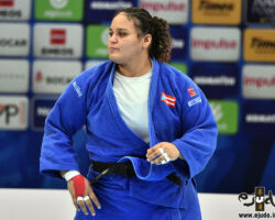 <strong>メリッサ・モヒカ(プエルトリコ)<br>
MOJICA Melissa</strong><br>
37歳 1983/12/29<br>
WR:23位 組み手:右組み<br>
得意技:右外巻込、右払巻込<br>
使用技:右釣込腰、浮技<br>
<i class="fas fa-external-link-alt"></i> <u>続きを読む</u> メリッサ・モヒカ(プエルトリコ) MOJICA Melissa