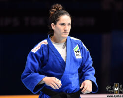 <strong>マイラ・アギアール(ブラジル)<br>
AGUIAR Mayra</strong><br>
29歳 1991/8/3<br>
WR:8位 組み手:左組み<br>
得意技:左内股、左体落<br>
使用技:左小内刈、左出足払、左小外刈、左支釣込足<br>
<i class="fas fa-external-link-alt"></i> <u>続きを読む</u> マイラ・アギアール(ブラジル) AGUIAR Mayra