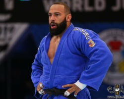 <strong>ロイ・メイヤー(オランダ)<br>
MEYER Roy</strong><br>
31歳 1991/6/4<br>
WR:17位 組み手:右組み<br>
得意技:右一本背負投、右袖釣込腰、右大内刈<br>
使用技:右大外刈、右小内刈、右内股、右浮腰、支釣込足、隅落<br>
<i class="fas fa-external-link-alt"></i> <u>続きを読む</u> ロイ・メイヤー(オランダ) MEYER Roy