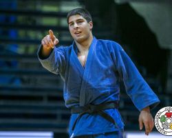<strong>イリア・スラマニゼ(ジョージア)<br>
SULAMANIDZE Ilia</strong><br>
21歳 2001/6/18<br>
WR:6位 組み手:右組み<br>
得意技:右小外刈、右出足払、右体落、左背負投、左一本背負投、右背負投<br>
使用技:右大外刈、右釣込腰、右内股、右大内刈、左内股(やぐら投げ)、隅返、抱分、谷落、浮技、裏投、隅落<br>
<i class="fas fa-external-link-alt"></i> <u>続きを読む</u> イリア・スラマニゼ(ジョージア) SULAMANIDZE Ilia