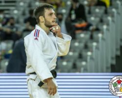 <strong>サミュエル・ハル(イギリス)<br>
HALL Samuel</strong><br>
27歳 1996/11/30<br>
WR:45位 組み手:右組み<br>
得意技:寝技、巴投<br>
使用技:右袖釣込腰<br>
得意寝技技術:「国士舘返し」<br>
<i class="fas fa-external-link-alt"></i> <u>続きを読む</u> サミュエル・ハル(イギリス) HALL Samuel