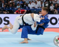 <strong>ボグダン・イアドフ(ウクライナ)<br>
IADOV Bogdan</strong><br>
25歳 1996/11/27<br>
WR:11位 組み手:右組み<br>
得意技:右大内刈、左小外掛<br>
使用技:右内股、右払腰、左外巻込、裏投、抱分、肩車<br>
<i class="fas fa-external-link-alt"></i> <u>続きを読む</u> ボグダン・イアドフ(ウクライナ) IADOV Bogdan