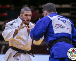 <strong>トート・クリスティアン(ハンガリー)<br>
TOTH Krisztian</strong><br>
28歳 1994/5/1<br>
WR:6位 組み手:右組み<br>
得意技:右背負投、左袖釣込腰、左内股(やぐら投げ)<br>
使用技:右大内刈、裏投、右大外刈、右内股、左釣腰<br>
<i class="fas fa-external-link-alt"></i> <u>続きを読む</u> トート・クリスティアン(ハンガリー) TOTH Krisztian